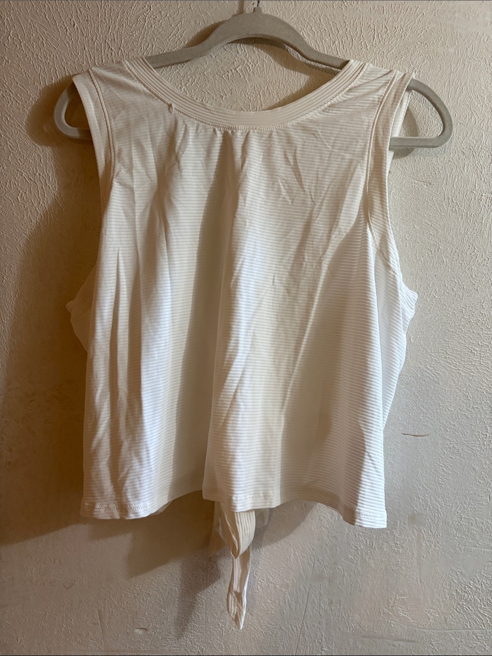CALIA by Carrie Underwood White Tie-Back Tank
